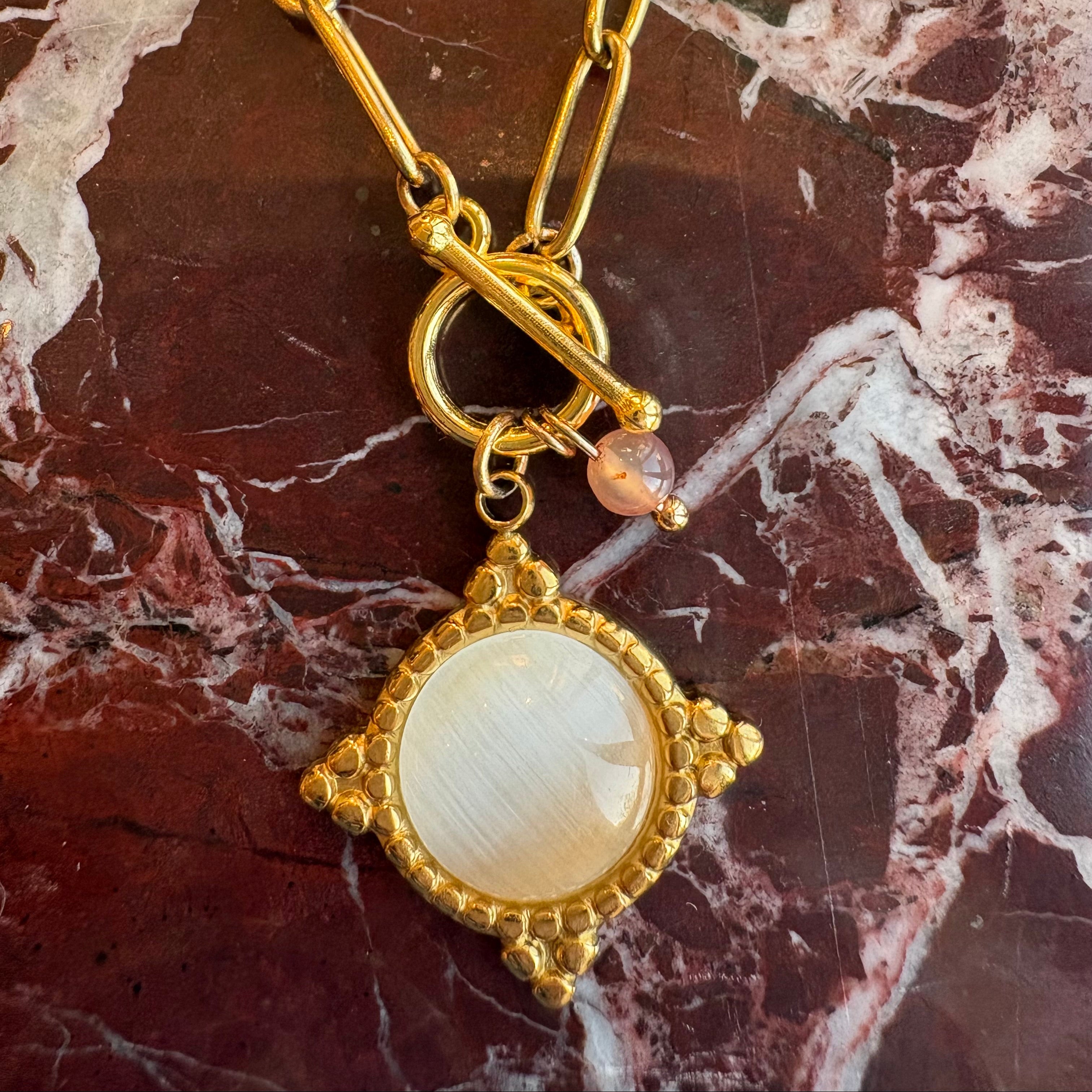 Cats Eye & Rose Quartz Pendant T Bar Necklace